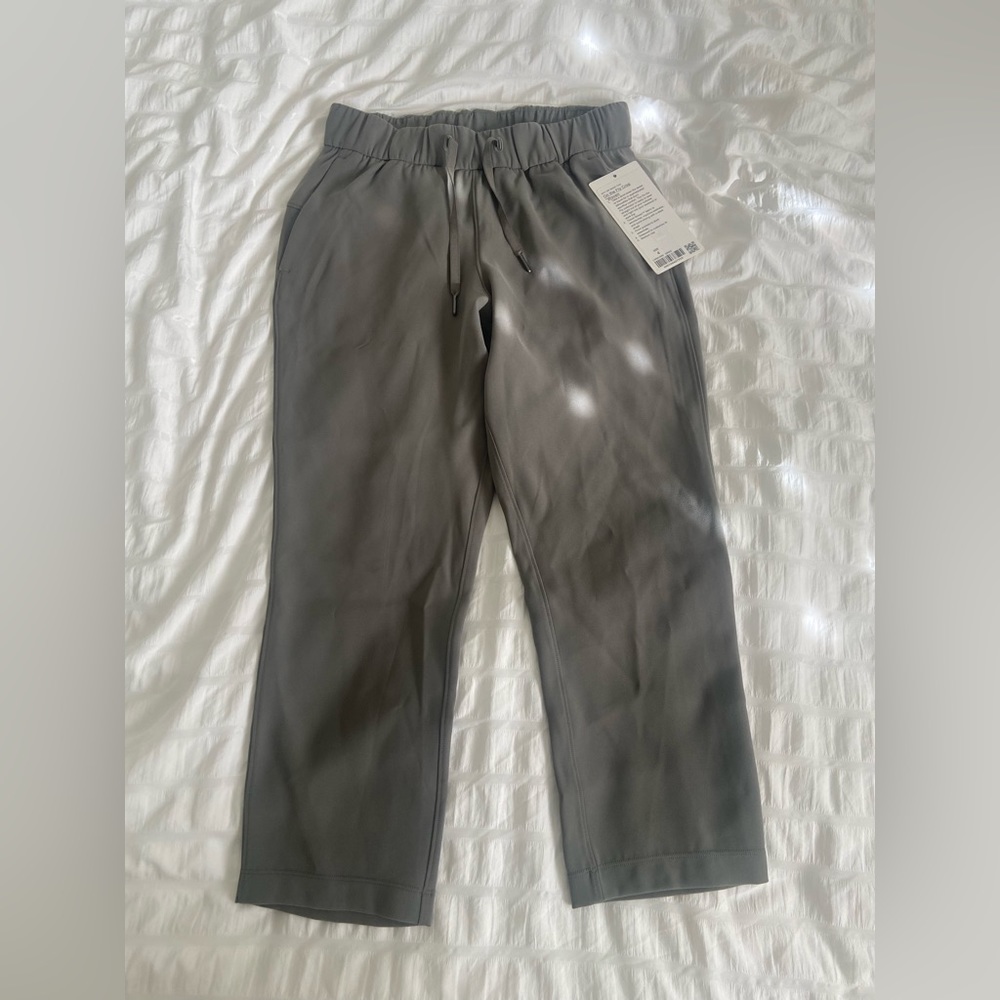 Lululemon On the Fly Crop Woven